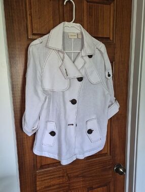 Chico's Cream 100% Linen Button Front Trench Jacket